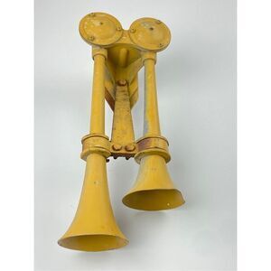 Vintage Double Trumpet Dual Air Horn - Untested - 16in L DP2134